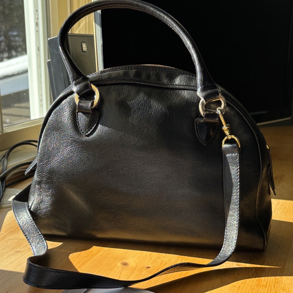 Vintage GoldPfeil German-made navy hand bag
